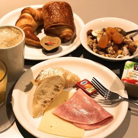 Aparthotel Staycity Rue Garibaldi 3*