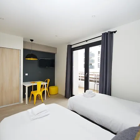 Апарт-отель Staycity Rue Garibaldi Лион