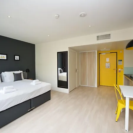 Staycity Rue Garibaldi Апарт-отель Лион