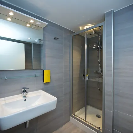 Hotel Staycity Rue Garibaldi Lyon